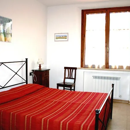 Podere Olmo Adriano Apartamento *